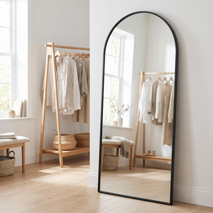 LFT HUIMEI2Y black arched full length mirror in a dressing room