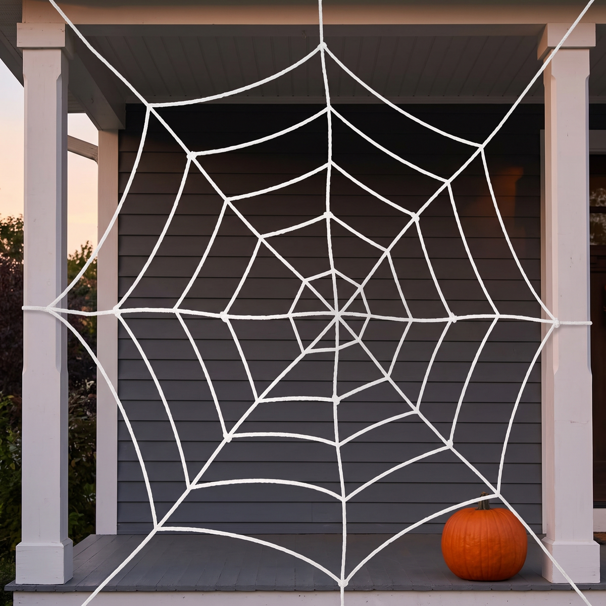 Round spider web - White